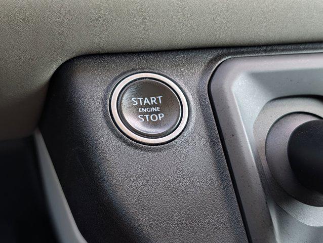 2021 Land Rover Defender 110 SE