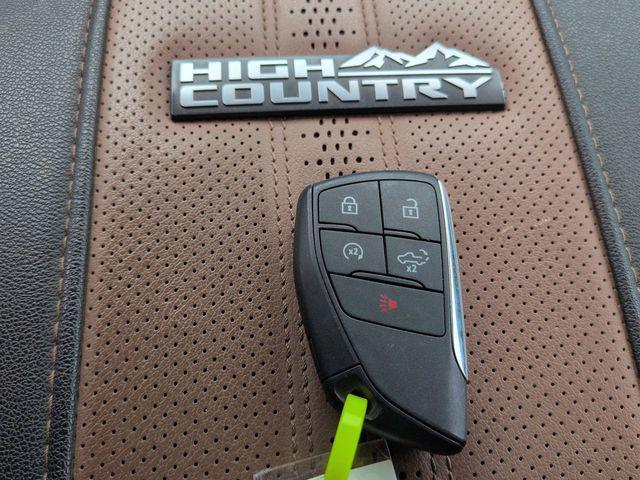 2025 Chevrolet Silverado 2500HD 4WD Crew Cab Standard Bed High Country