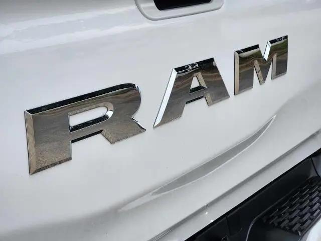 2025 Ram 1500 Lone Star Crew Cab 4x2 5'7" Box