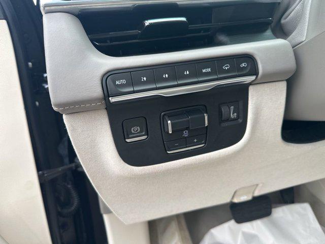 2021 Cadillac Escalade ESV 4WD Premium Luxury Platinum