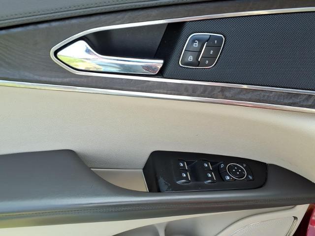 2016 Lincoln MKX Select