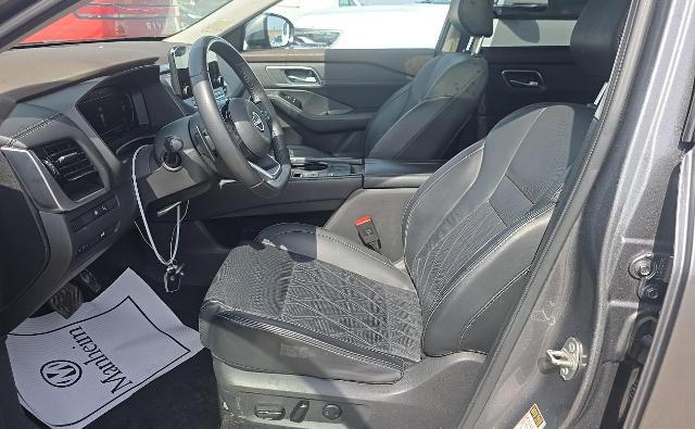 2023 Nissan Rogue Platinum FWD