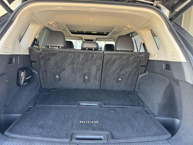 2023 Nissan Rogue Platinum FWD
