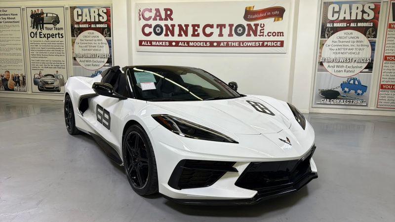 2024 Chevrolet Corvette Stingray RWD Convertible 2LT