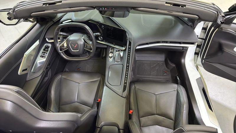 2024 Chevrolet Corvette Stingray RWD Convertible 2LT