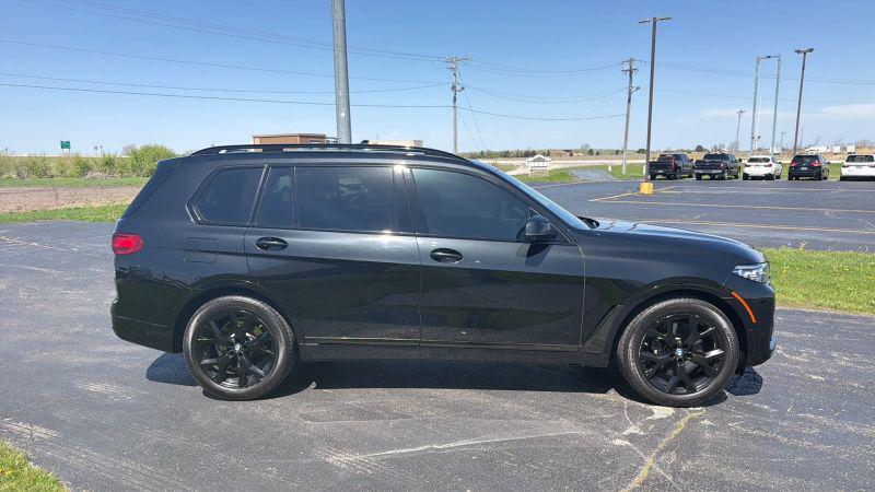 2021 BMW X7 xDrive40i