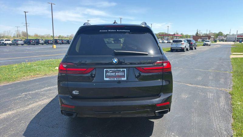 2021 BMW X7 xDrive40i