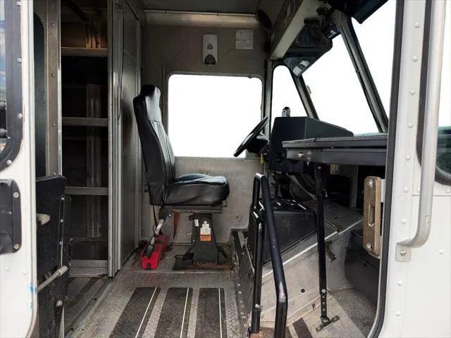 2016 Ford E-350 Stripped XL
