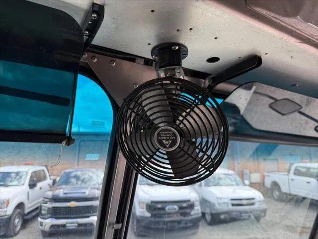 2016 Ford E-350 Stripped XL