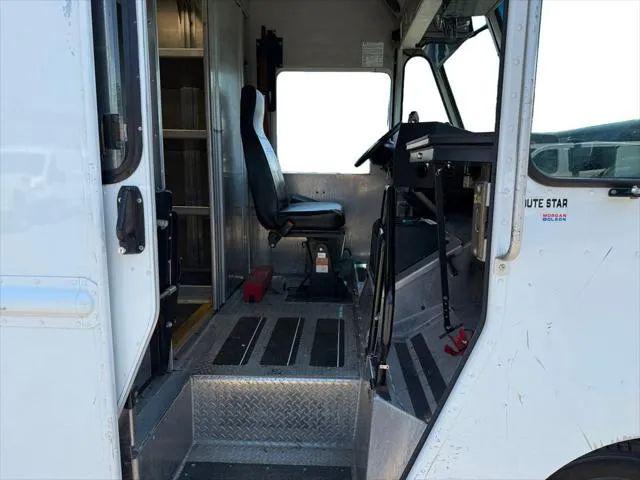 2019 Ford E-350 Stripped Extended Length w/Sliding Side Door w/9950-lb GVWR