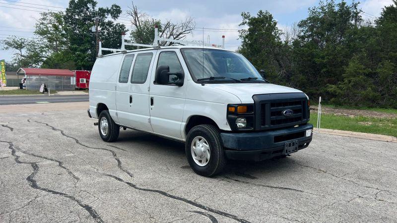 2014 Ford E-350 Super Duty Base