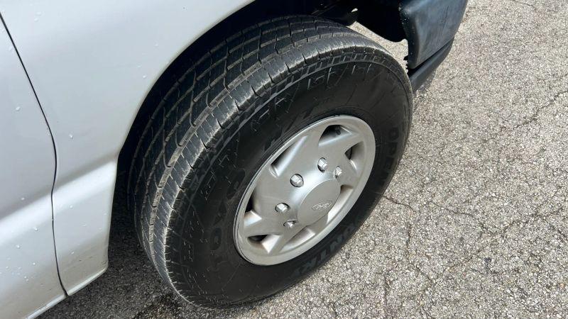 2014 Ford E-350 Super Duty Base