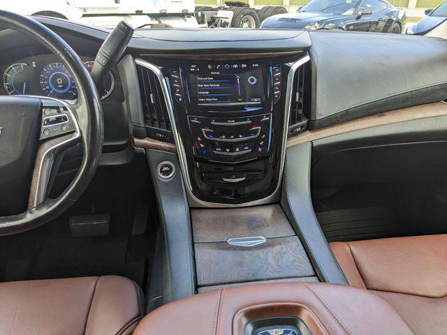 2019 Cadillac Escalade Luxury
