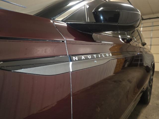 2024 Lincoln Nautilus Black Label