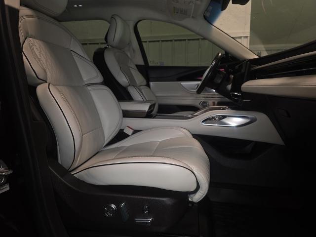 2024 Lincoln Nautilus Black Label