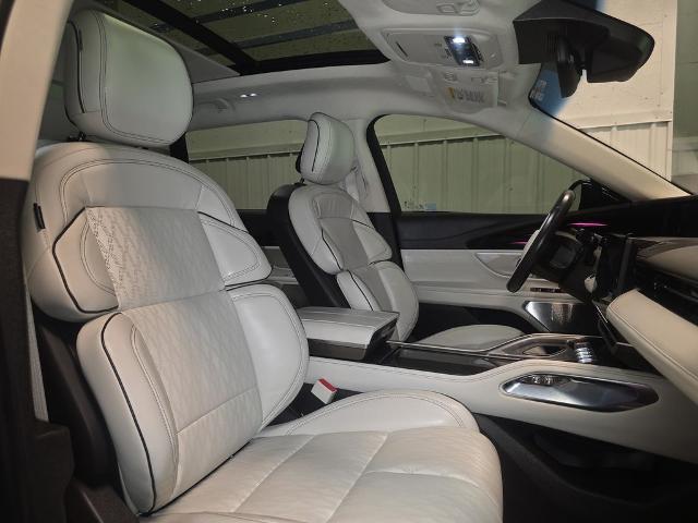 2024 Lincoln Nautilus Black Label