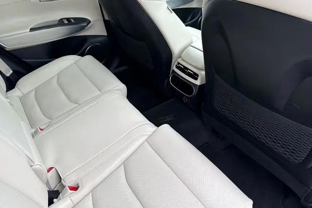 2022 Genesis GV70 2.5T AWD