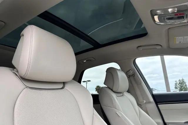 2022 Genesis GV70 2.5T AWD