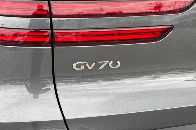 2022 Genesis GV70 2.5T AWD