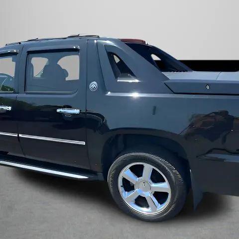 2013 Chevrolet Avalanche LTZ