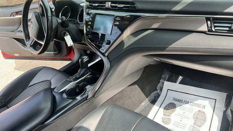 2019 Toyota Camry SE