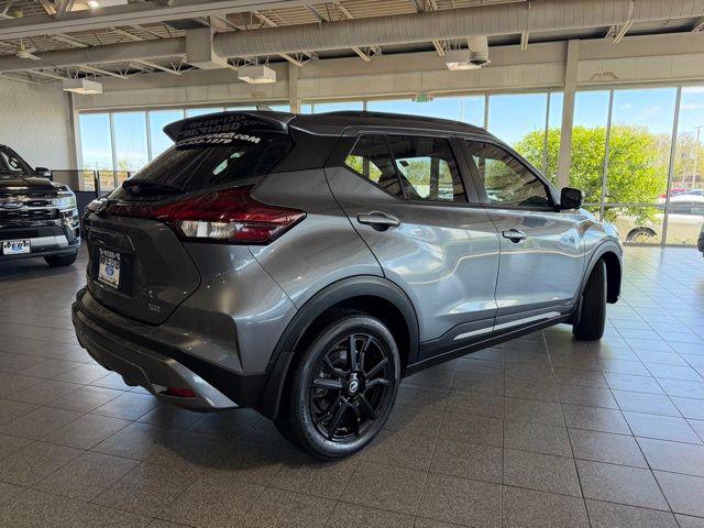 2021 Nissan Kicks SR Xtronic CVT