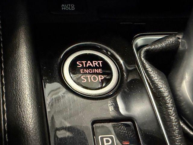 2021 Nissan Kicks SR Xtronic CVT
