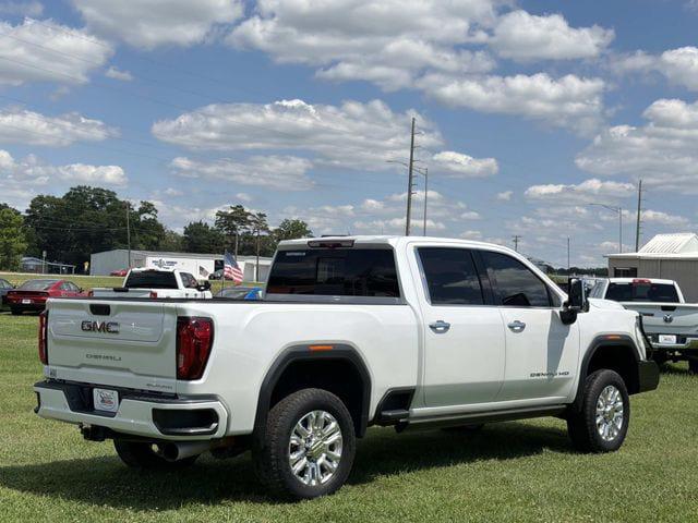 2022 GMC Sierra 3500HD 4WD Crew Cab Standard Bed Denali