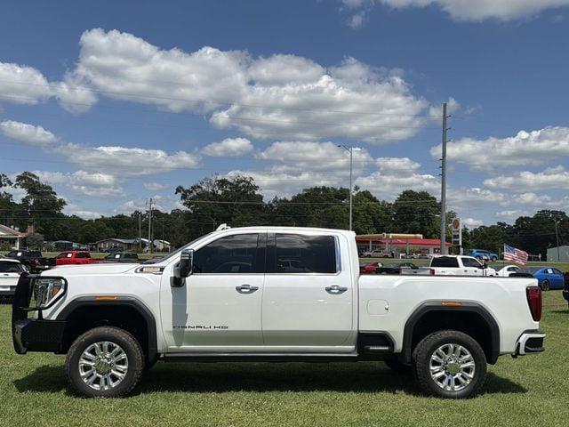 2022 GMC Sierra 3500HD 4WD Crew Cab Standard Bed Denali