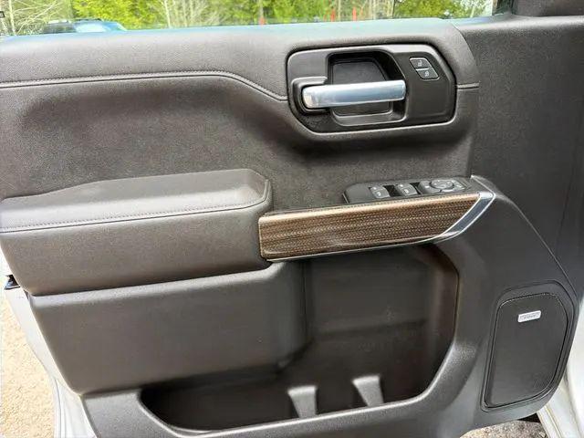2021 Chevrolet Silverado 1500 4WD Double Cab Standard Bed RST