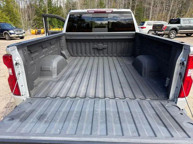 2021 Chevrolet Silverado 1500 4WD Double Cab Standard Bed RST