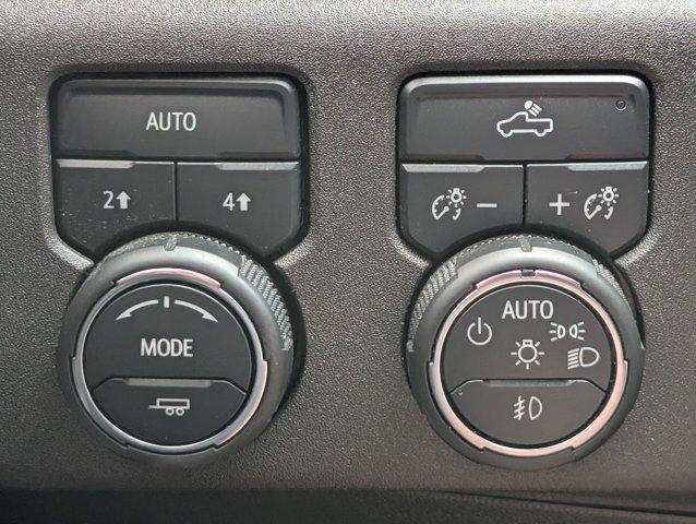 2023 Chevrolet Silverado 1500 4WD Crew Cab Short Bed RST