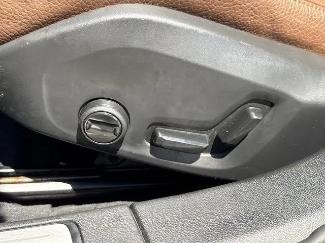 2025 Volvo V60 Cross Country Plus, B5 AWD Gas (mild hybrid)
