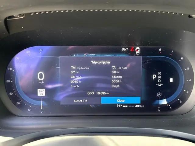 2025 Volvo V60 Cross Country Plus, B5 AWD Gas (mild hybrid)