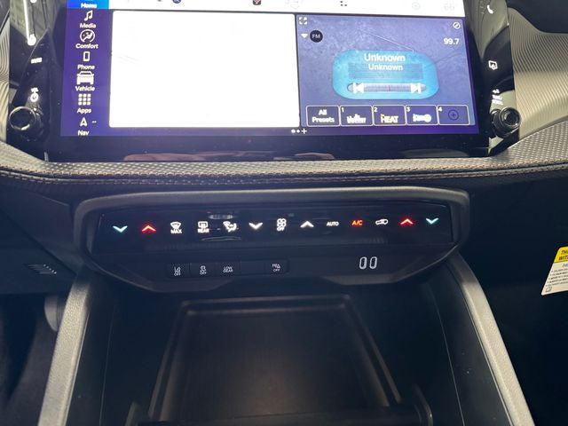 2026 Jeep Cherokee CHEROKEE LIMITED 4X4 2026 Jeep Cherokee CHEROKEE LIMITED 4X4