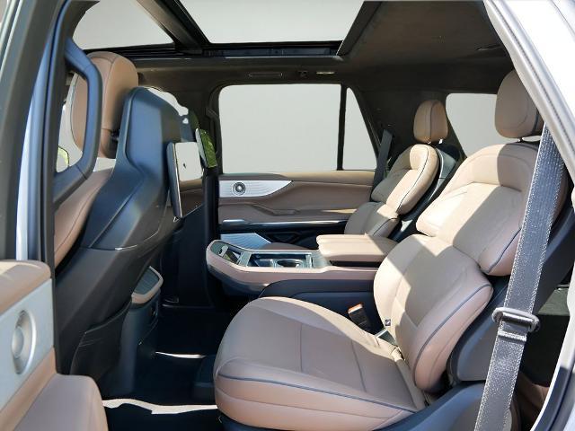 2025 Lincoln Navigator Black Label