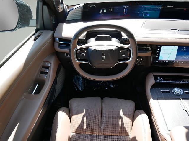 2025 Lincoln Navigator Black Label