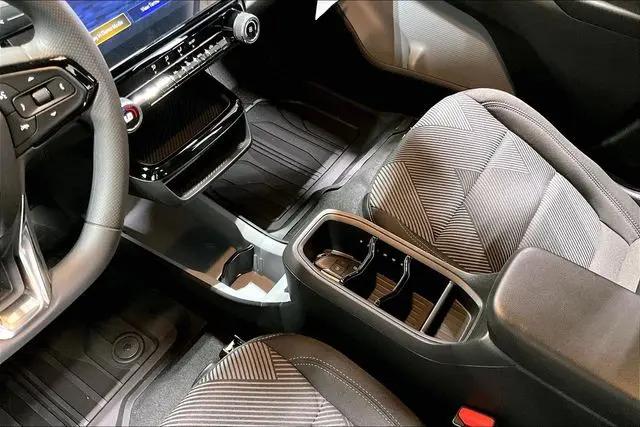 2027 Chevrolet Bolt LT FWD