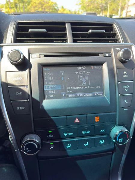 2016 Toyota Camry SE