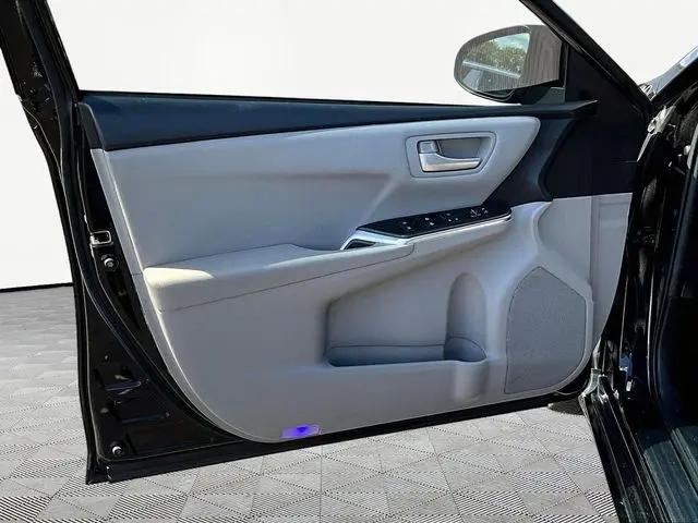 2017 Toyota Camry XLE