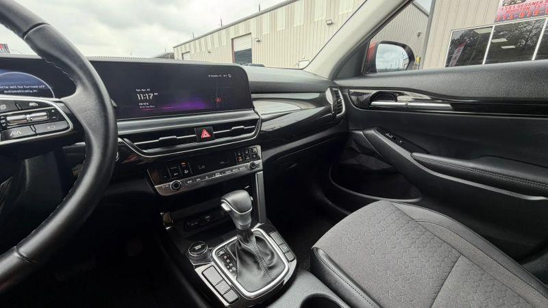 2024 Kia Seltos S