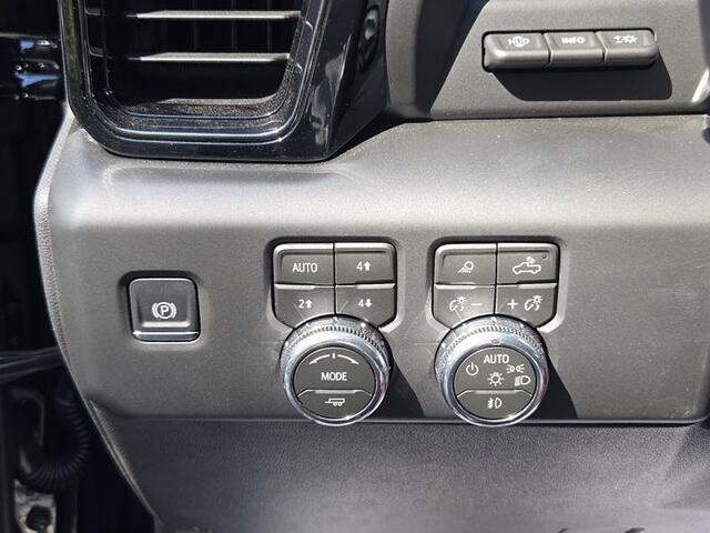 2026 GMC Sierra 1500 Crew Cab, Short Bed, AT4, 4WD