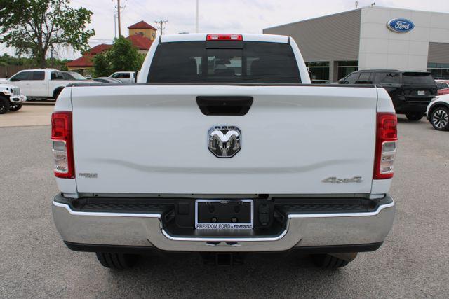 2024 Ram 3500 Tradesman Crew Cab 4x4 6'4" Box