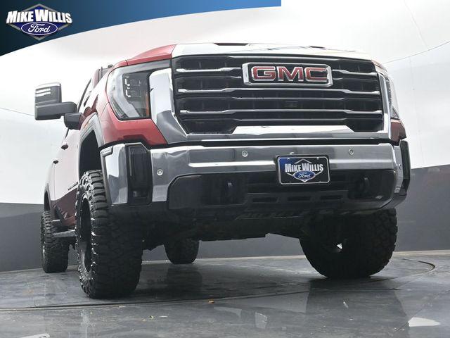 2025 GMC Sierra 2500HD 4WD Crew Cab Standard Bed SLT