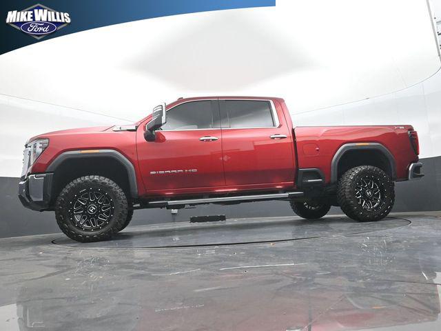 2025 GMC Sierra 2500HD 4WD Crew Cab Standard Bed SLT