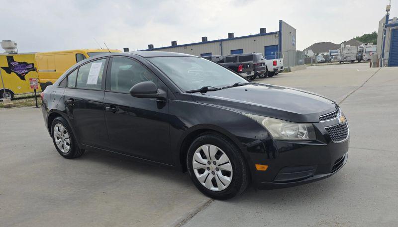 2013 Chevrolet Cruze LS Auto