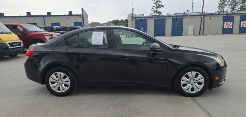 2013 Chevrolet Cruze LS Auto