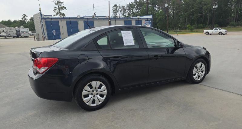 2013 Chevrolet Cruze LS Auto