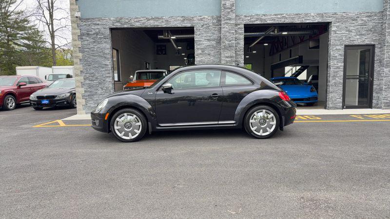 2013 Volkswagen Beetle 2.0T Fender Edition