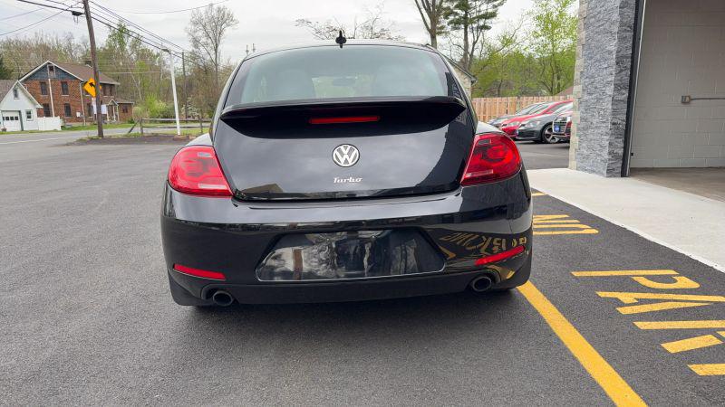 2013 Volkswagen Beetle 2.0T Fender Edition